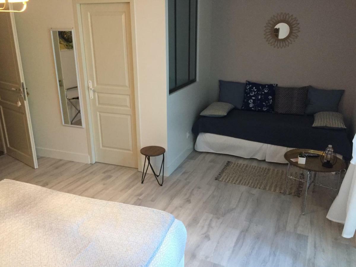 Domaine En Castanet Bed & Breakfast Caraman Екстериор снимка