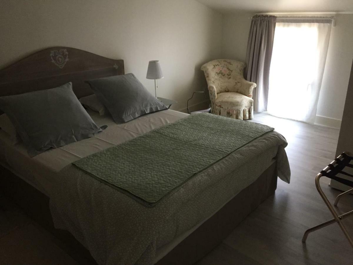 Domaine En Castanet Bed & Breakfast Caraman Екстериор снимка