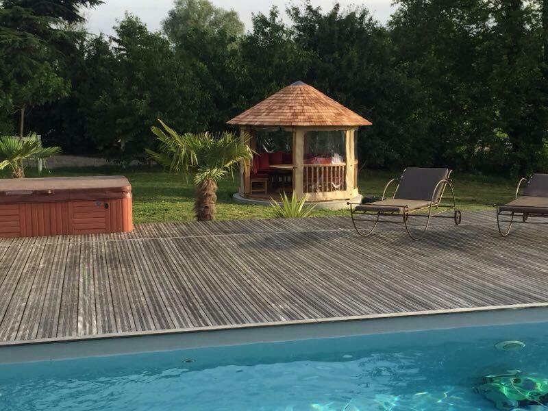 Domaine En Castanet Bed & Breakfast Caraman Екстериор снимка
