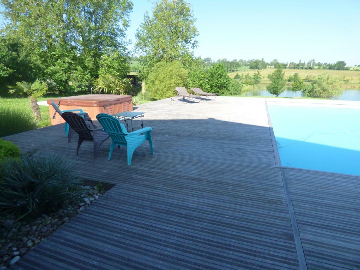 Domaine En Castanet Bed & Breakfast Caraman Екстериор снимка